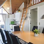 4 Star Holiday Home In Vestervig בית נופש *