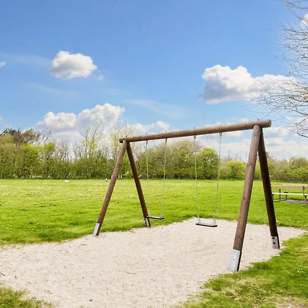 12 Person In Vestervig-by Traum